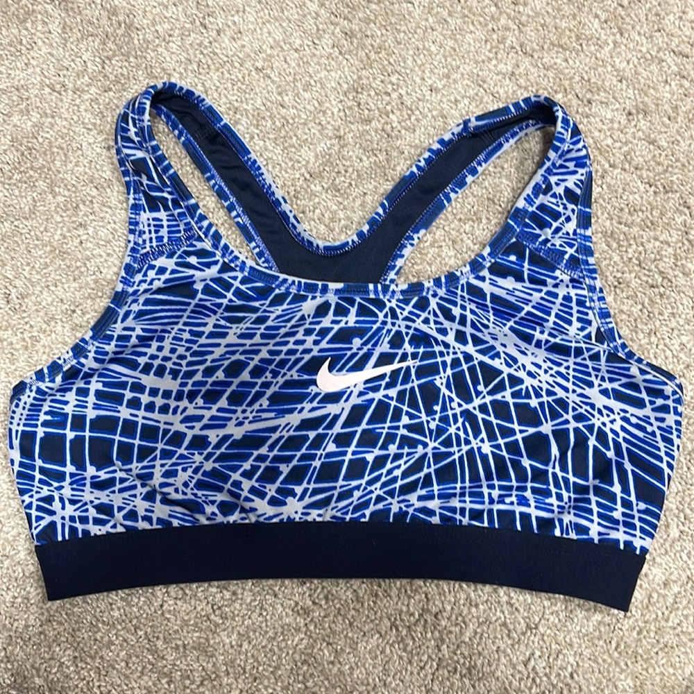 Medium Nike Dri-Fit Bra